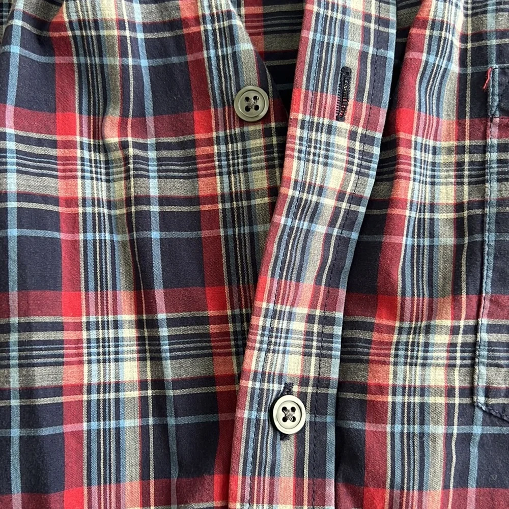 Banana Republic Men’s Shirt - Picture 3 of 5